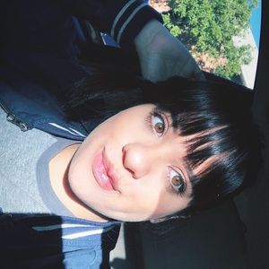 Meet your Posher, Cristina